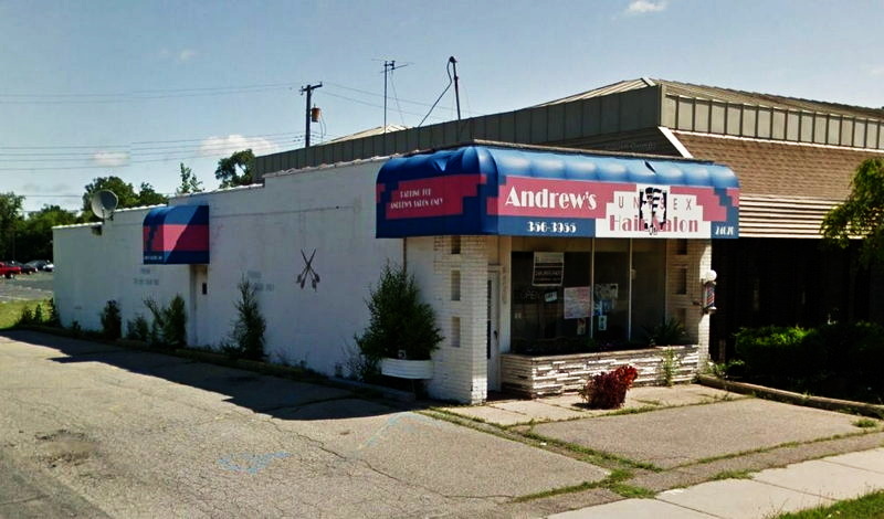 Ten-Tel Cleaners - 2011 Roger Lee Barber Shop With Det News Paper Station In Back (newer photo)